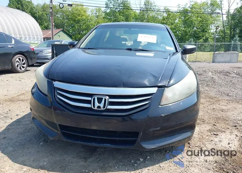2011 Honda Accord 2.4 Ex-L z USA, uszkodzony, nr VIN 1HGCP2F80BA066449